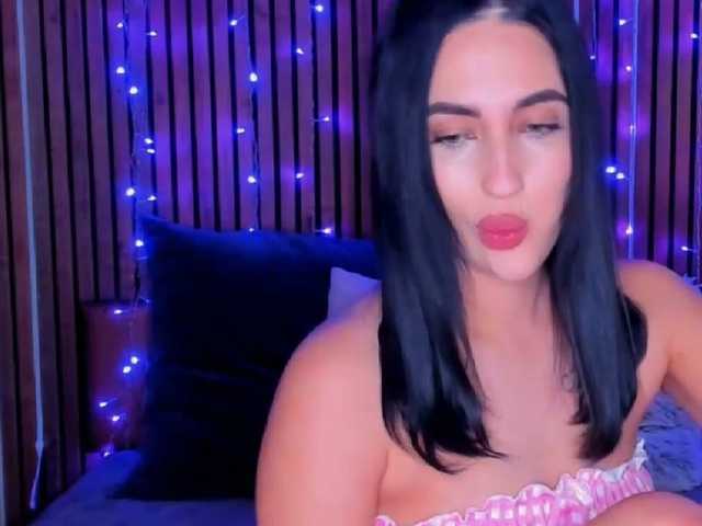 CamillaParis live cam on BongaCams