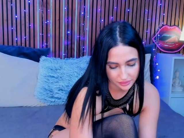 CamillaParis webcam