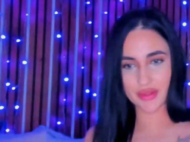 CamillaParis live cam on BongaCams