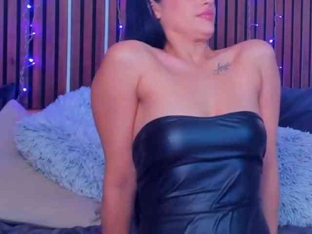 CamillaParis webcam