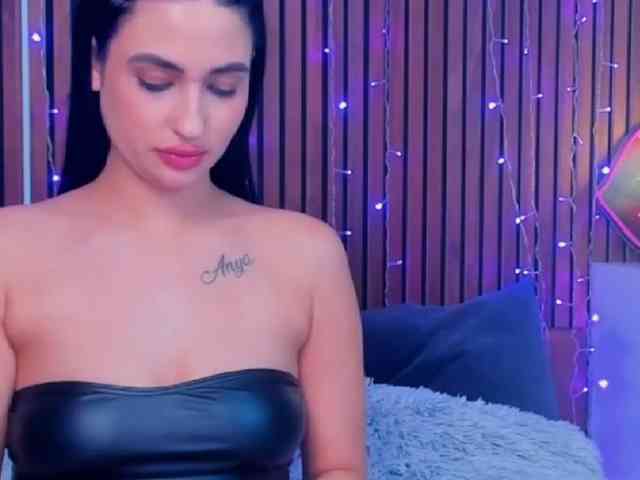 CamillaParis webcam