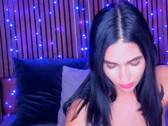 CamillaParis webcam