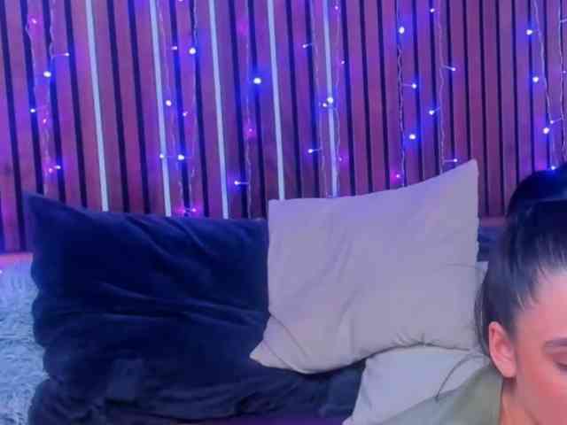 CamillaParis webcam