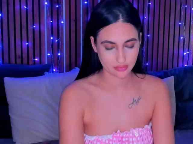 CamillaParis webcam