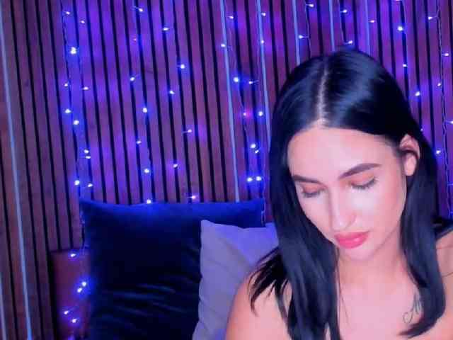 CamillaParis webcam