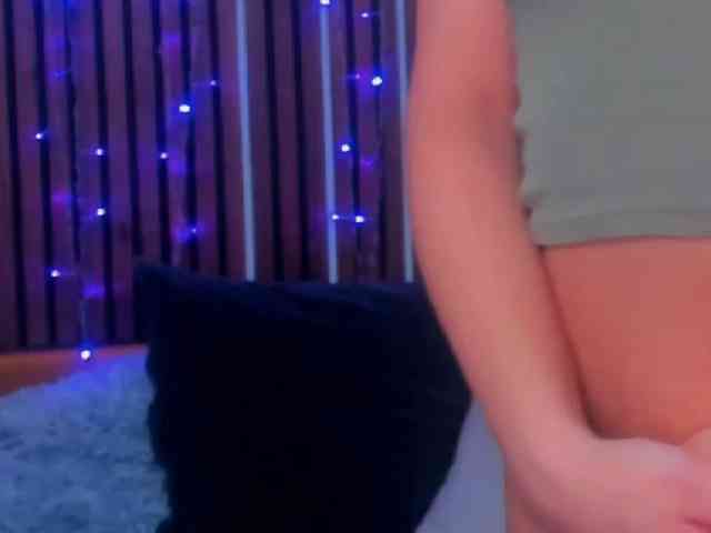 CamillaParis webcam