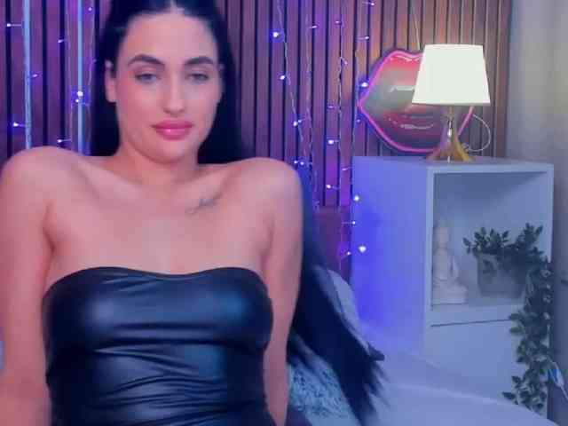 CamillaParis webcam
