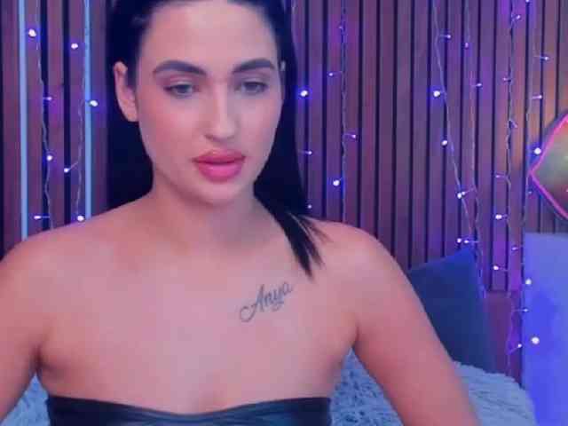 CamillaParis webcam