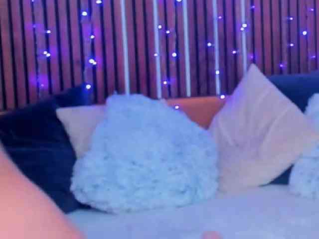 CamillaParis webcam