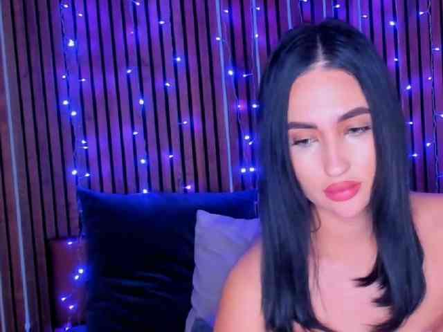 CamillaParis webcam