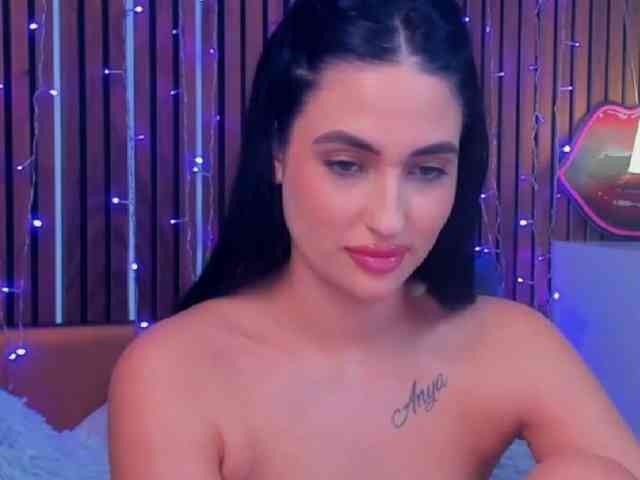 CamillaParis webcam