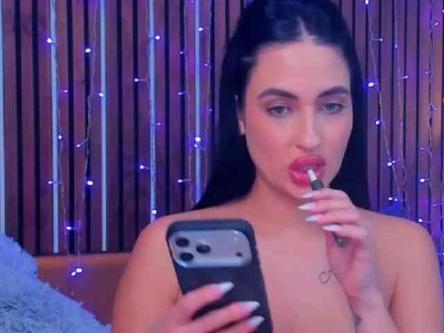 CamillaParis webcam