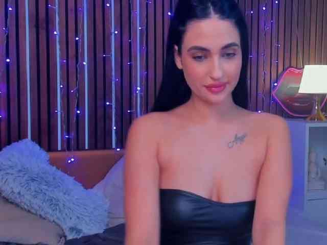 CamillaParis webcam