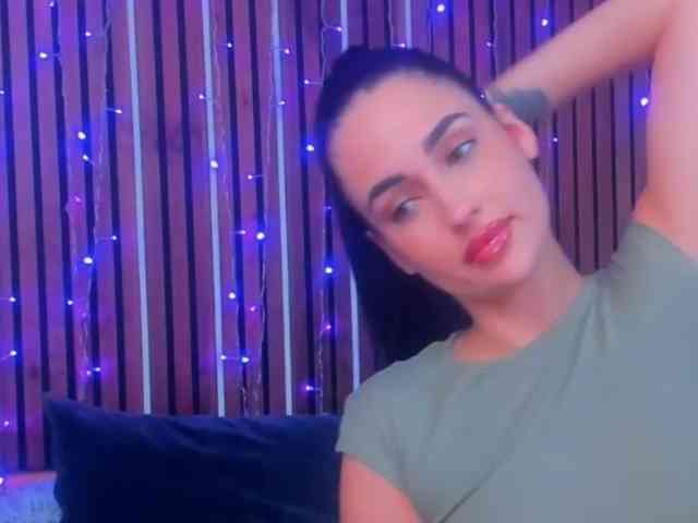 CamillaParis's webcam live show