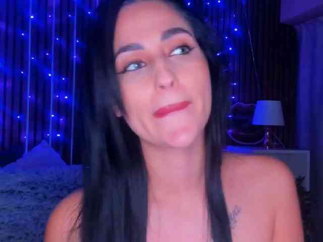 CamillaParis webcam