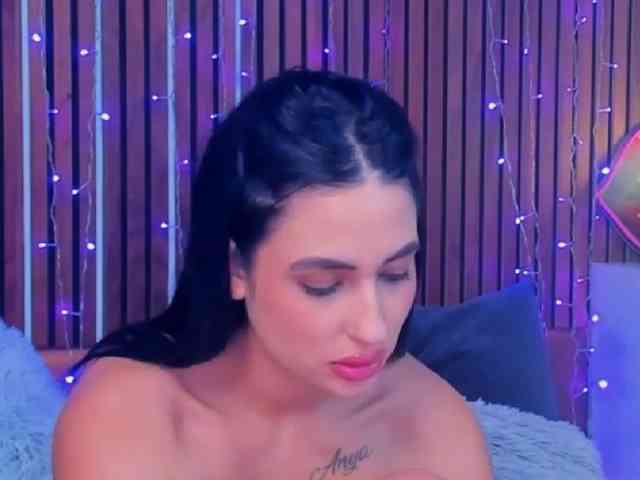 CamillaParis webcam