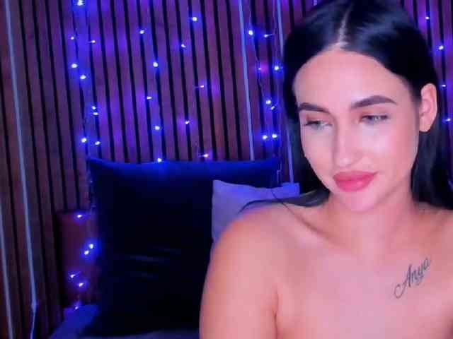 CamillaParis webcam