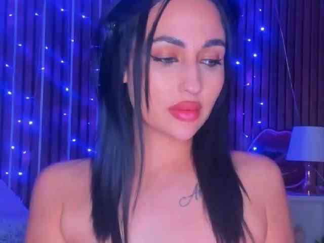 CamillaParis webcam