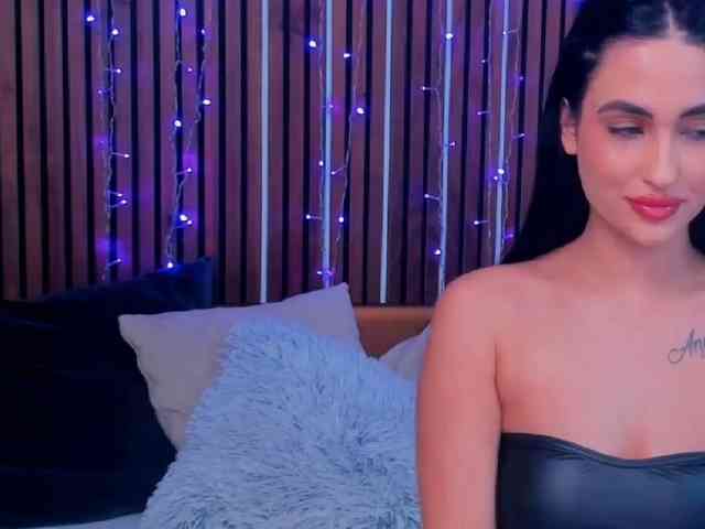 CamillaParis webcam