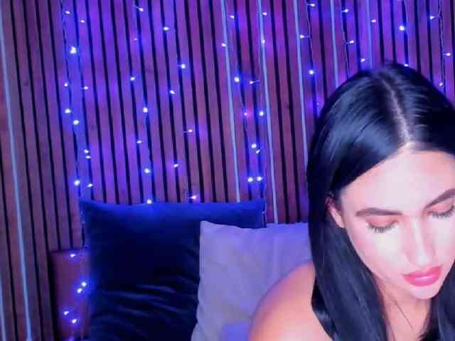 CamillaParis webcam