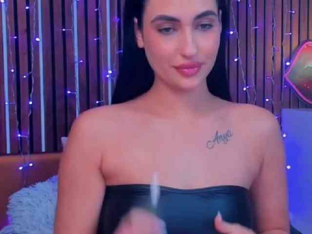 CamillaParis webcam