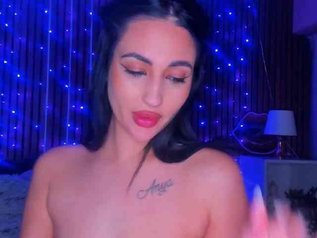 CamillaParis webcam