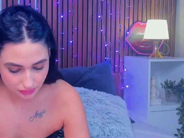 CamillaParis webcam