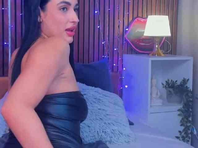 CamillaParis webcam