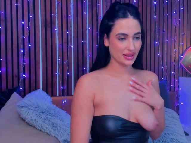 CamillaParis webcam