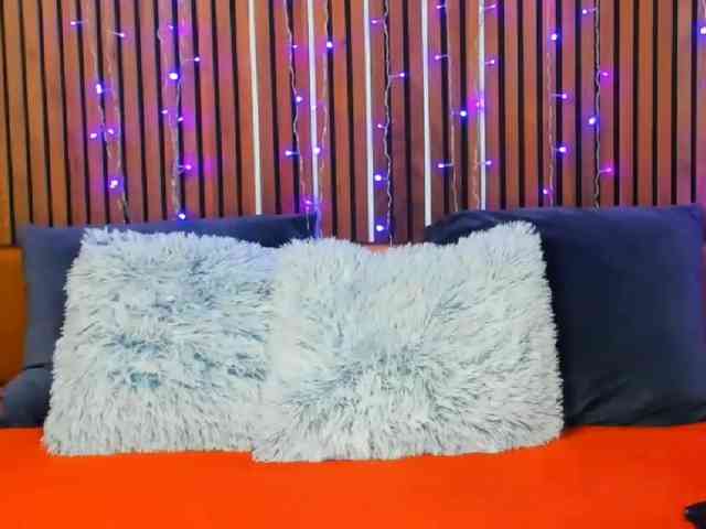 CamillaParis webcam