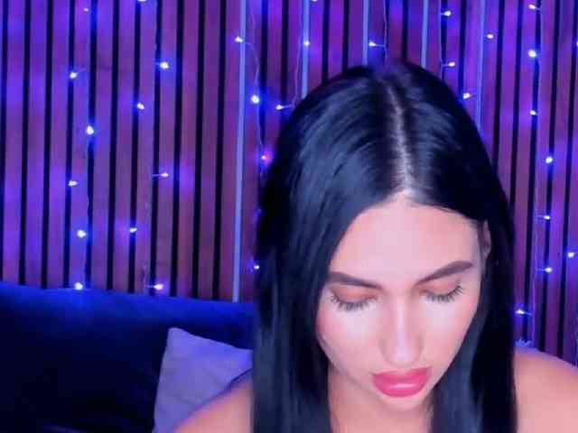 CamillaParis webcam