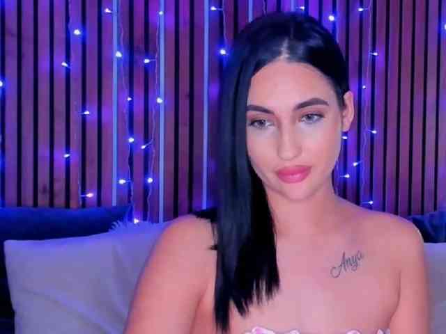 CamillaParis webcam