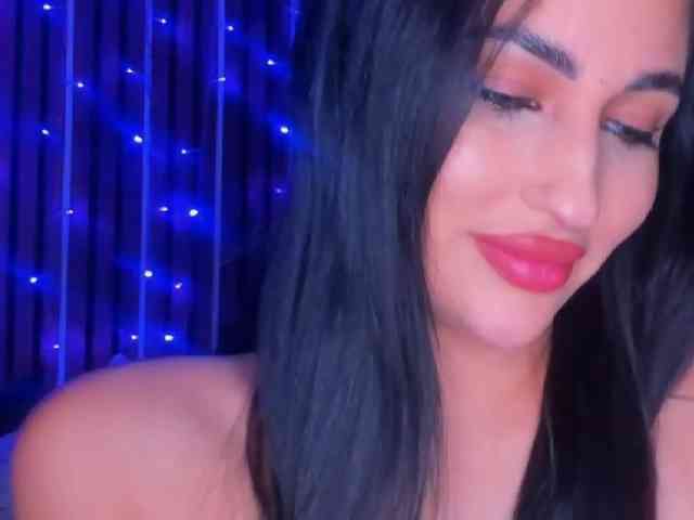 CamillaParis webcam