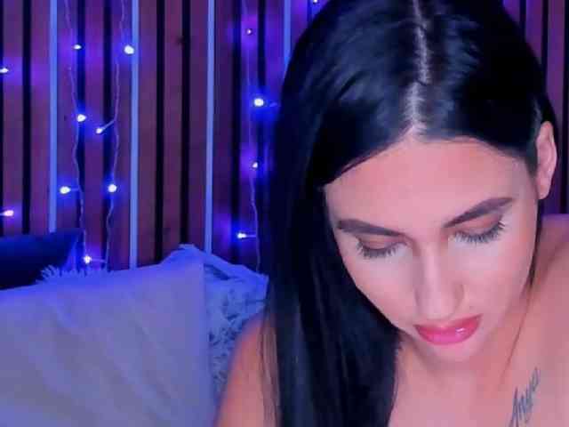 CamillaParis webcam