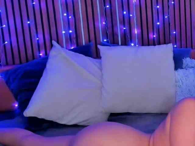 CamillaParis webcam