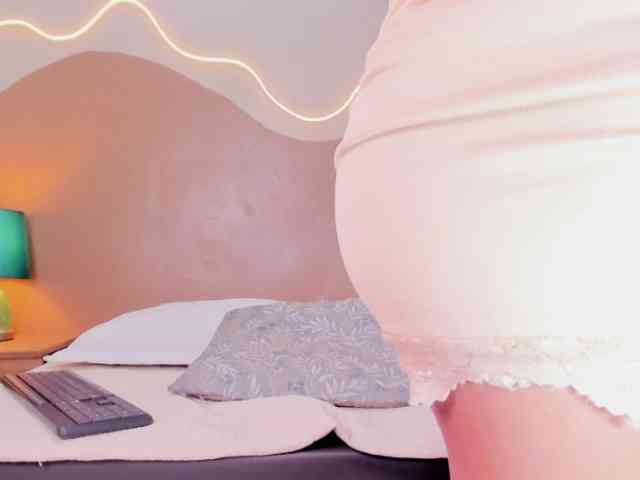 Valery-Trans Sex Cam Show