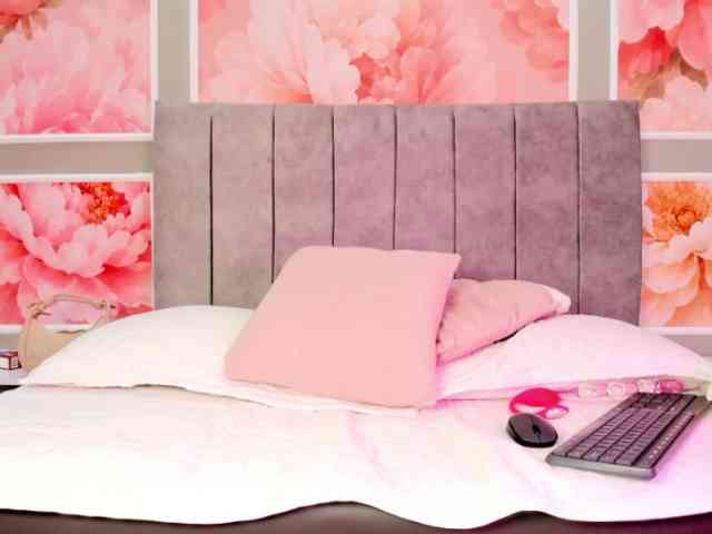 Valery-Trans Sex Cam Show