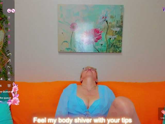 iamyourdream89 live cam on BongaCams
