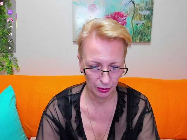 iamyourdream89 live cam on BongaCams