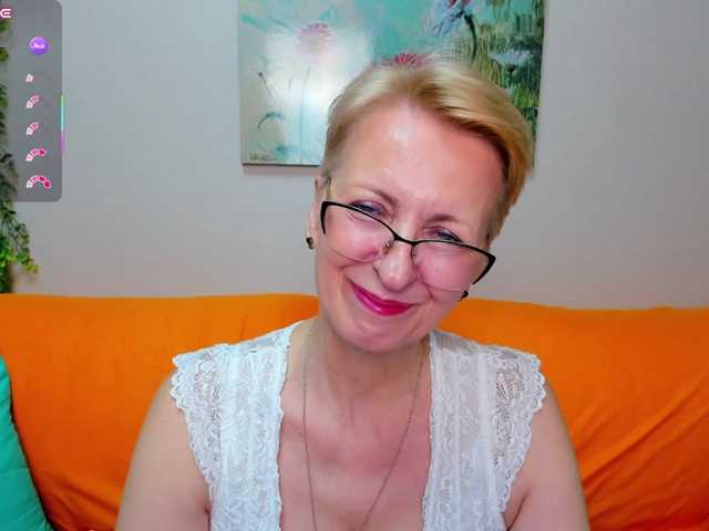 iamyourdream89 webcam model