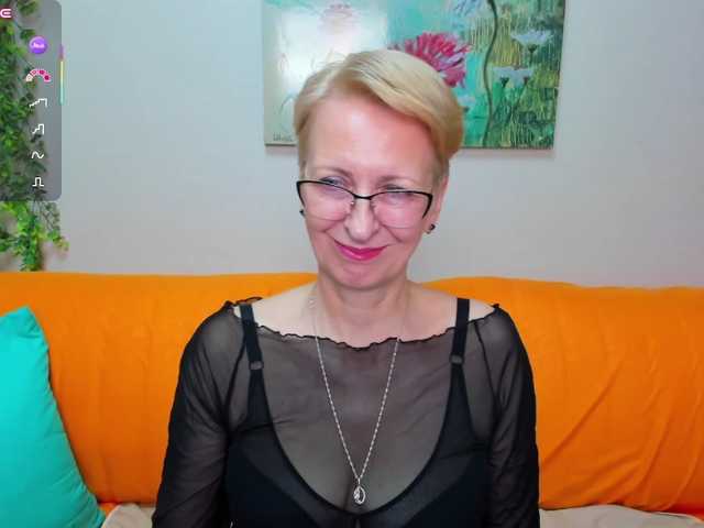 iamyourdream89 live cam on BongaCams