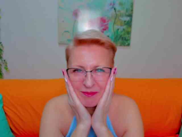 iamyourdream89 Live Webcam on BongaCams