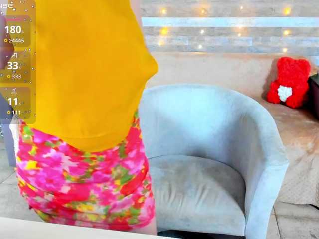 le modèle SusanSmite est en webcam porno dans un show sur le site bongacams, il possède les tags suivants: White/Caucasian,Brunette,Shaved