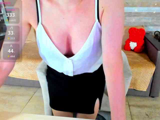 SusanSmite webcam