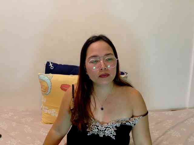Kristel17 webcam