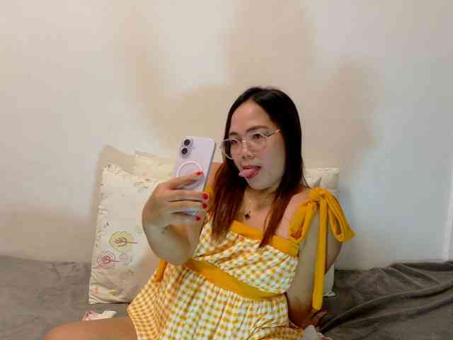 Kristel17 webcam