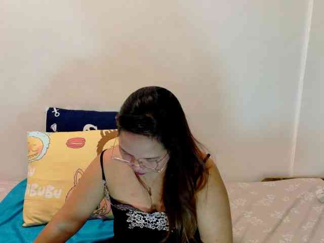 Kristel17 webcam