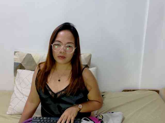 Kristel17 webcam
