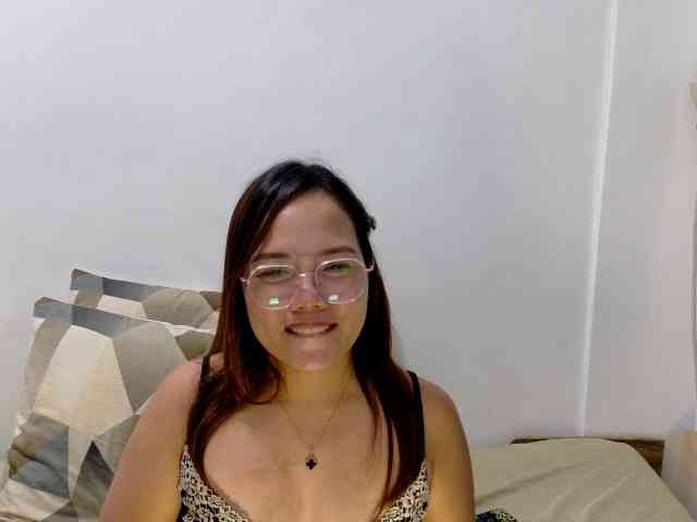 Kristel17 webcam