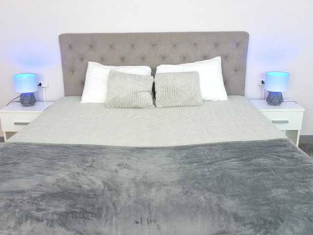 ArielGemme's BongaCams show and profile